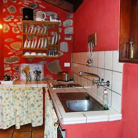 Hébergement de vacances Holiday El Estanco Viejo Casa Poleo Adeje